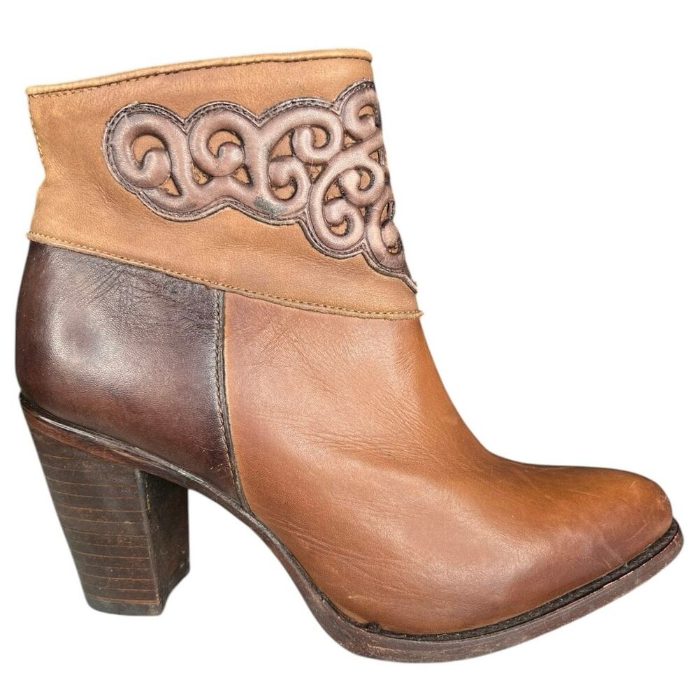 Cuadra Women’s Embroidered Honey Leather Western Ankle Boot Size US 7.5